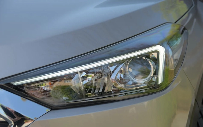 Hyundai Tucson cena 86700 przebieg: 96000, rok produkcji 2019 z Kielce małe 596